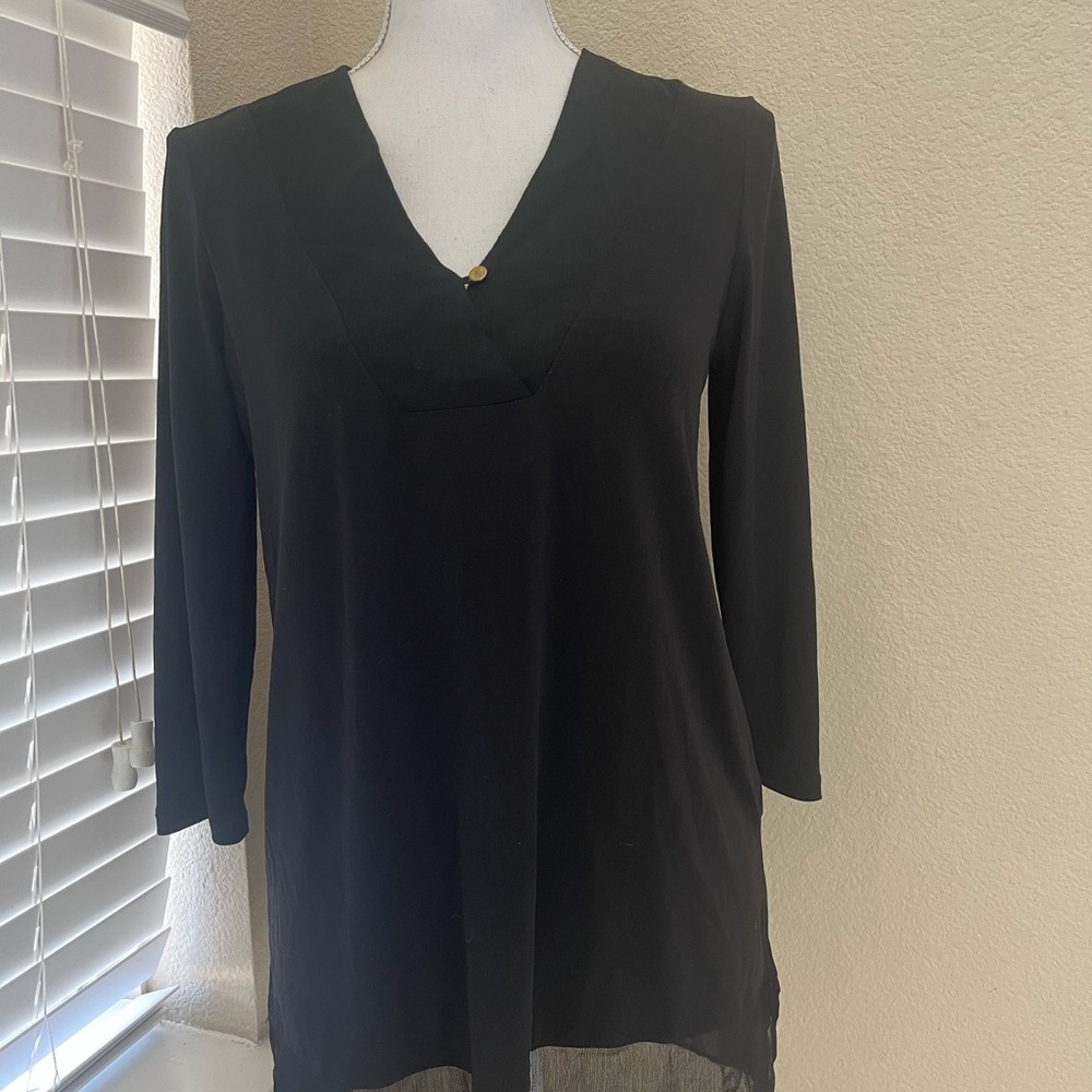 Ellen Tracy Black V-Neck Blouse